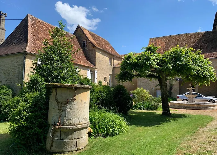 French * Saint-Sulpice-d'Excideuil